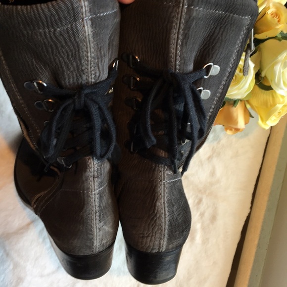 Georgina Goodman “Billy” boot - Picture 2 of 10